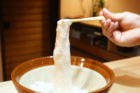 A017 【山薬王】命の根っこですから。美味しく美腸活！贅沢自然薯定期便（月2回/24回お届け）