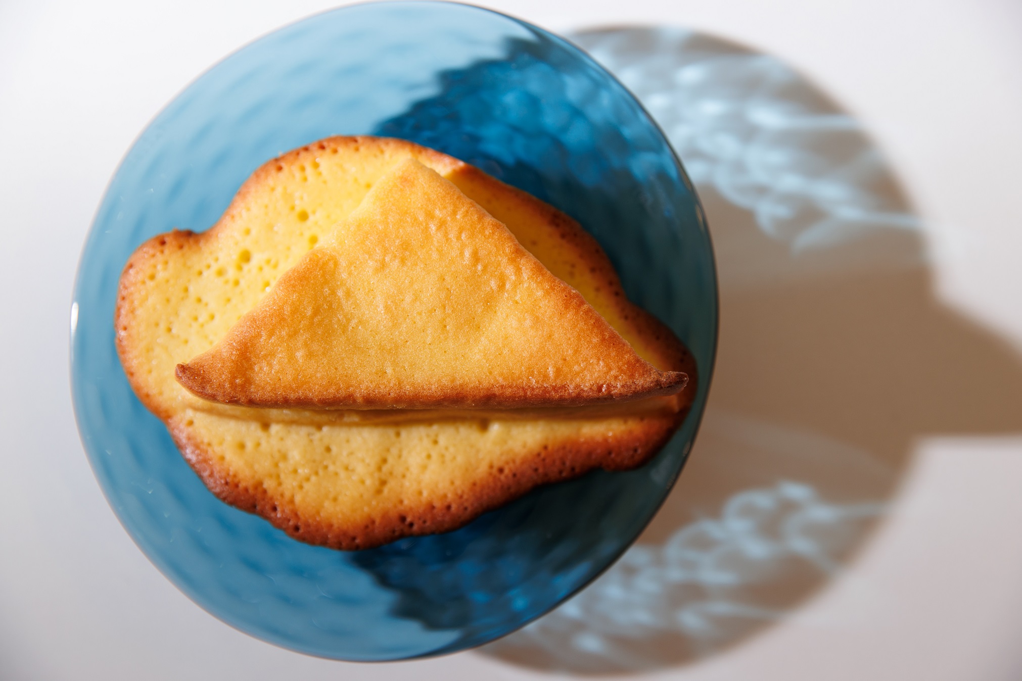 D424 三角チーズサンドパンプレミアム4個・チョコ4個入