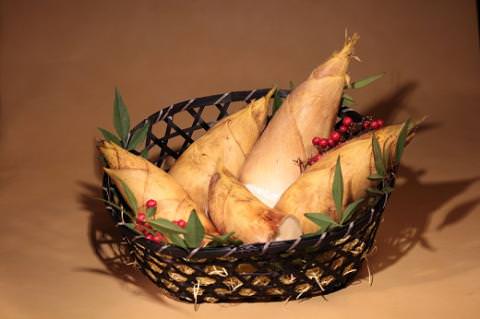 C031 山口仁保産直送　掘り白たけのこ1kg