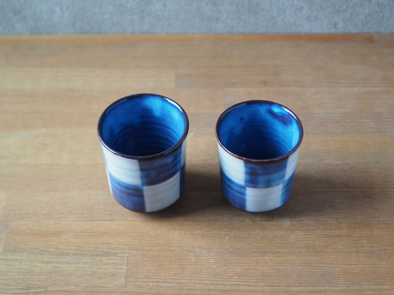 市松模様組湯呑（青萩釉）｜HG000650