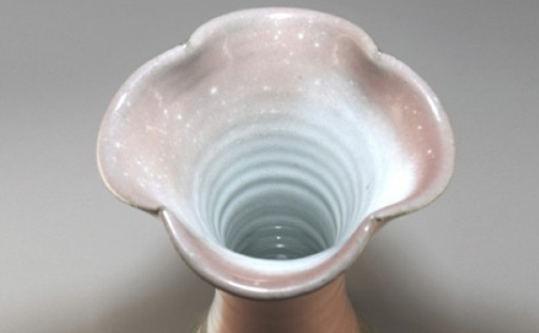 萩焼　窯変花入れ（クローバー形)｜HG000321