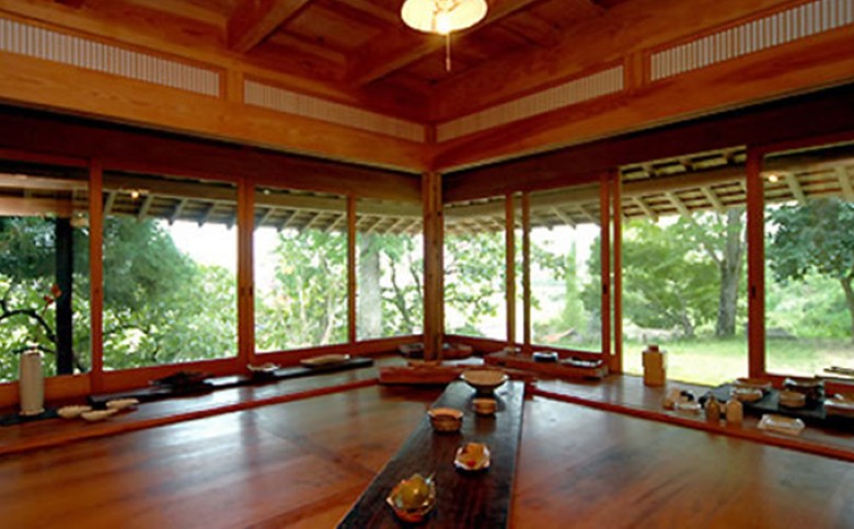 「ぶらり萩・萩焼窯元巡りＢコース」観光タクシープランペア利用券｜HG000359