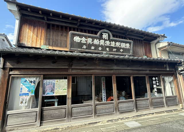 萩を電動キックボードで巡る“中村釣具店むらやカフェ”レトロプラン（軽食セット付き）1組1名様コース　体験型ツアー返礼品｜HGH00050