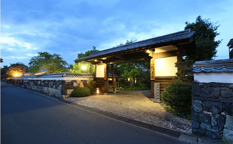 萩本陣・萩の宿常茂恵・北門屋敷の３つのお宿から選べる宿泊券　50,000円分｜HGH00018