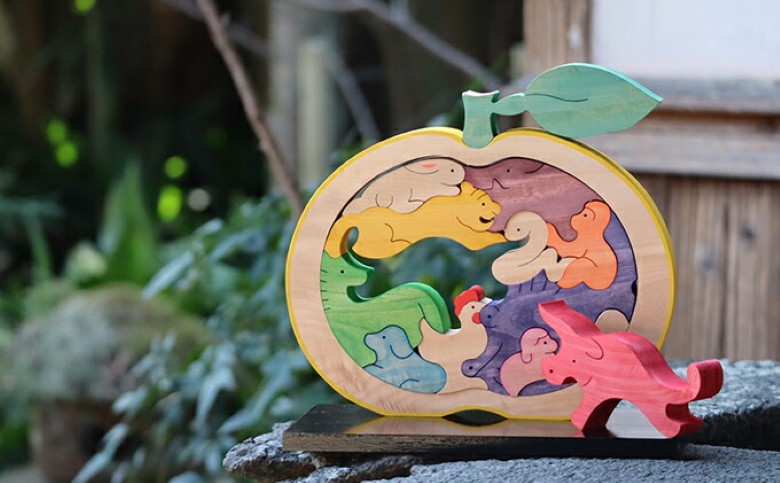 木工 おもちゃ 萩だいだい 十二支 専用飾り台付 工芸品｜HG000180