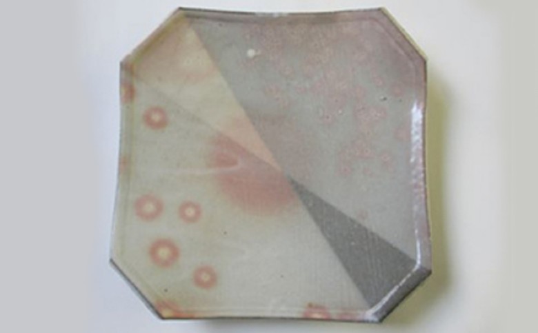 8代佳炎作　萩焼　掛分　角切皿｜HG000018