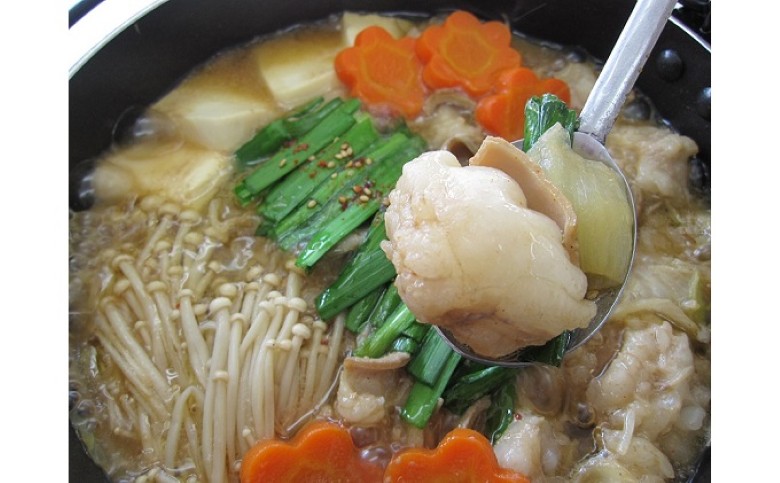 もつ鍋 セット 黒毛和牛 4人前 びっくり屋たまちゃん モツ鍋 もつ 牛肉 肉｜HG000550 4人前