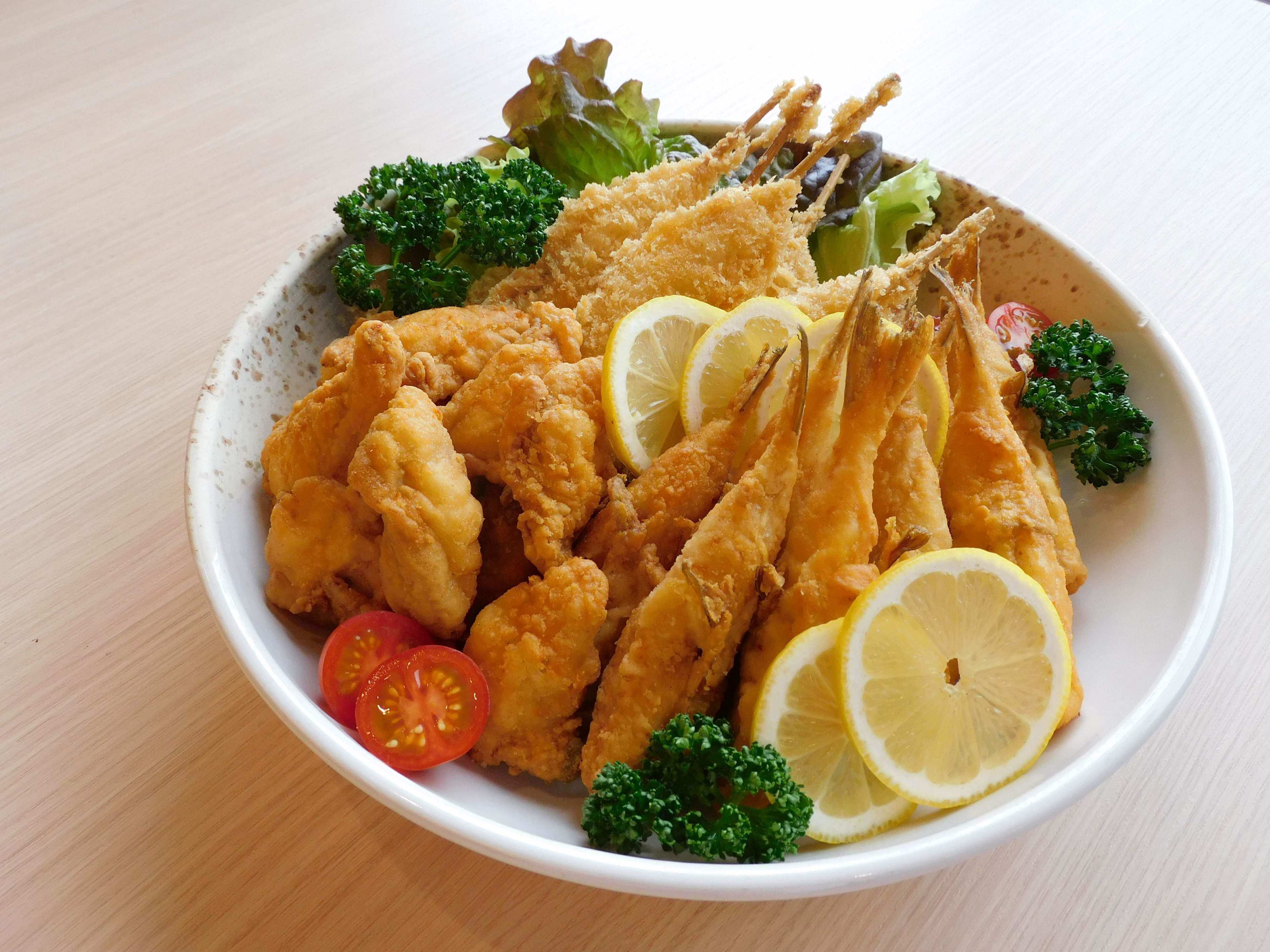 ふぐ おつまみ 4点 セット 詰合せ 魚 加工品 詰め合わせ 唐揚げ からあげ 串揚げ フグ つまみ 松村産業｜HG001007