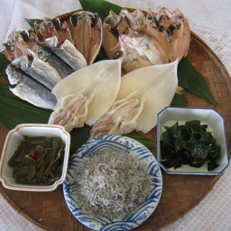 萩のおいしいお魚セット 6種 あじ のどぐろ イカ 一夜干し わかめ ちりめん｜HG001050