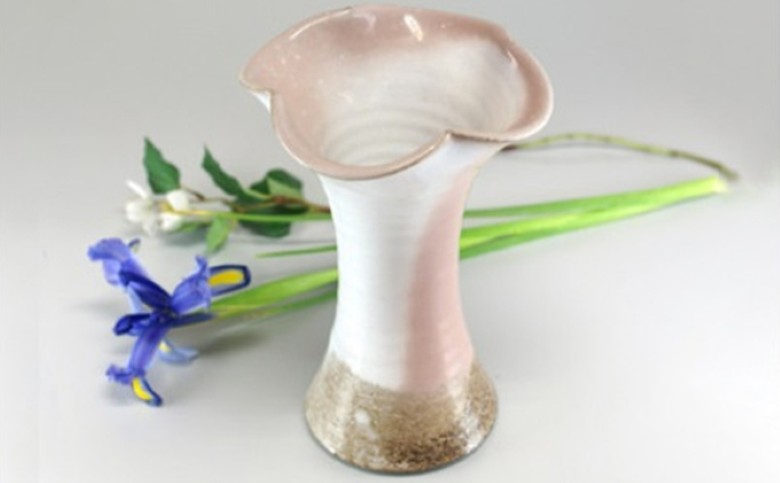 萩焼　窯変花入れ（クローバー形)｜HG000321