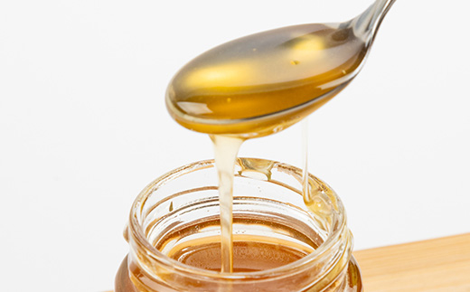 海の見える小さなベリー園の日本みつばちと西洋みつばちの「ハチミツ」【非加熱】の食べ比べセット(C)