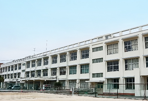 【返礼品なし】市内の市立中学校を応援！（ 通津中学校 東中学校 本郷中学校 岩国中学校 平田中学校 周東中学校 麻里布中学校 岩国西中学校 錦中学校 川下中学校 由宇中学校 美和中学校 灘中学校 玖珂中学校 ）