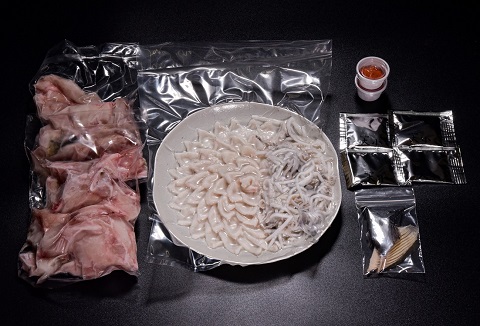 とらふぐ 刺身 あら ひれ酒 堪能 2人前セット ぽん酢・もみじおろし付き [刺身80g+フグ皮80g+あら600g+ひれ酒用ひれ4枚〕冷凍  (1214)