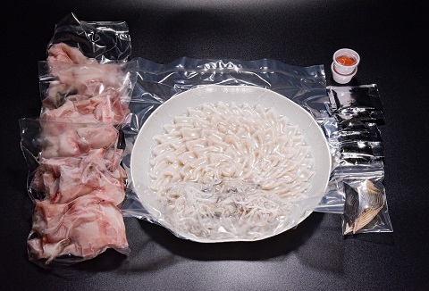 とらふぐ 刺身 あら ふぐひれ 堪能 3人前セット ぽん酢・もみじおろし付き [刺身120g+フグ皮120g+あら600g+ひれ酒用ひれ6枚〕冷凍  (1301)