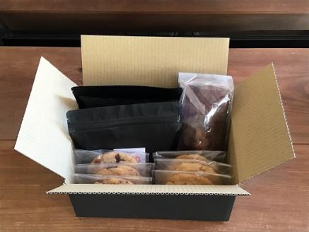 (1277)自家焙煎珈琲　オリジナル　豆　手作り　フルーツケーキ　アメリカンクッキー　詰め合わせ（中煎り豆400g、フルーツケーキ1本、クッキー6枚）