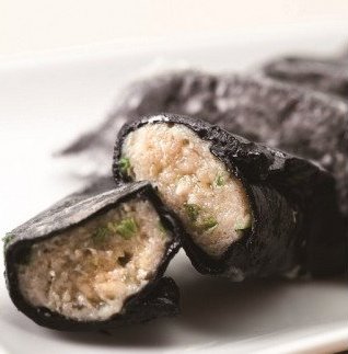 (1237)山口県産　オリジナル地鶏　「長州黒かしわ」　手作り餃子　5個入×10パック