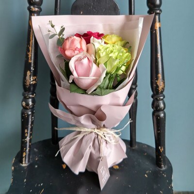 ホシファーム人気No.1 　ホシファームのフリルブーケ　カラフル8本【配送不可地域：離島・北海道・沖縄県】