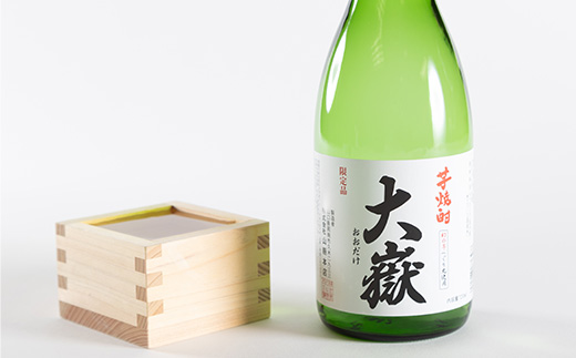 平郡芋焼酎「大嶽35度」720ml箱入