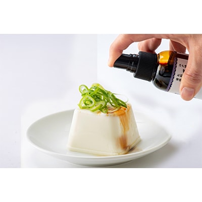 「スプレー甘露しょうゆ」と「スプレーコラーゲンドレッシング」と「ごまふりかけ」のセット