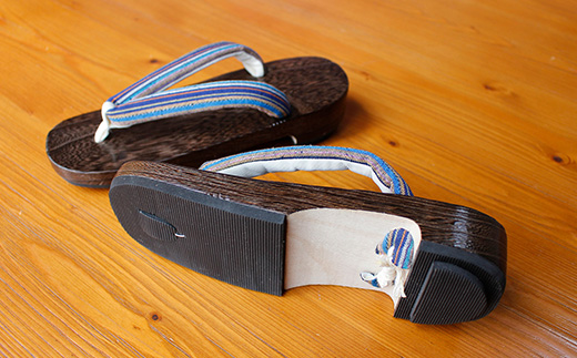 柳井縞鼻緒の下駄(女性用)、巾着セット【Mサイズ】