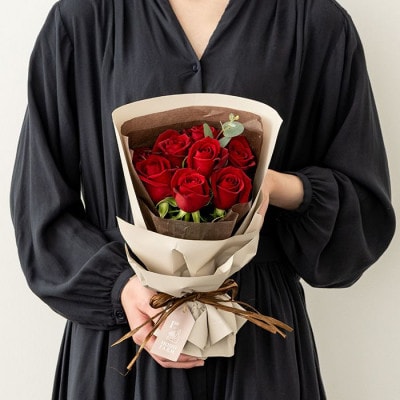 ホシファームのフリルブーケ　ルージュ8本【配送不可地域：離島・北海道・沖縄県】