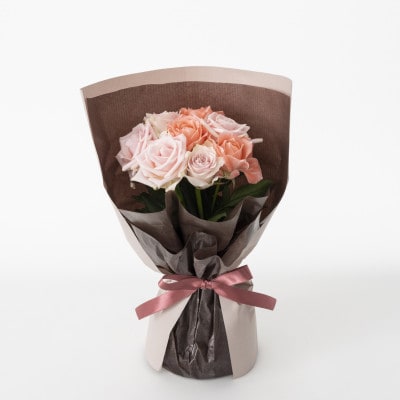 ホシファーム　届いた姿でそのまま飾れるスタンディング薔薇ブーケ　スイート8本【配送不可地域：離島・北海道・沖縄県】