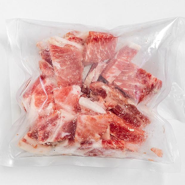 山口県産豚肩ロース角切り250ｇ×20パック小分けセット│携帯の電波も届かない環境で育った旨みたっぷりのハイポー豚