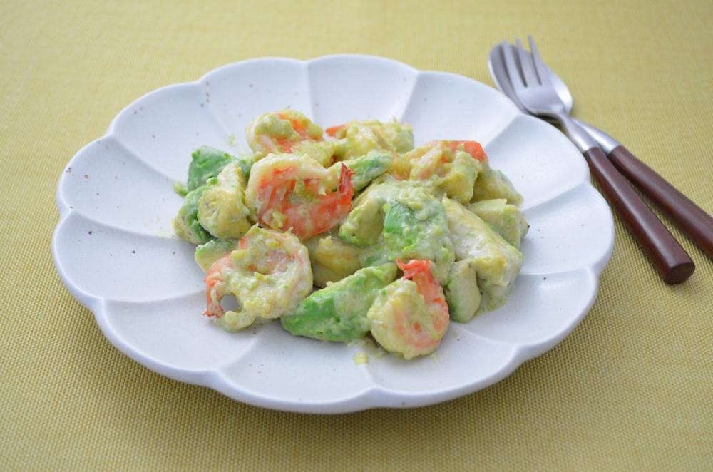 こんぶだしの素８g×7本　1ケース（ 40 個 ）