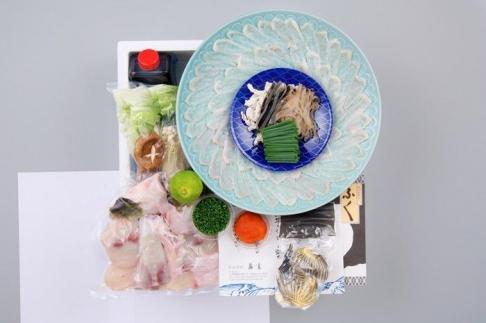 国内産高級とらふぐ料理2箱セット(4～5人前)【配達不可地域有】