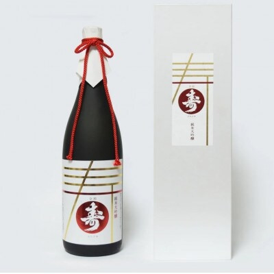 寿　純米大吟醸（箱付き）1800ml