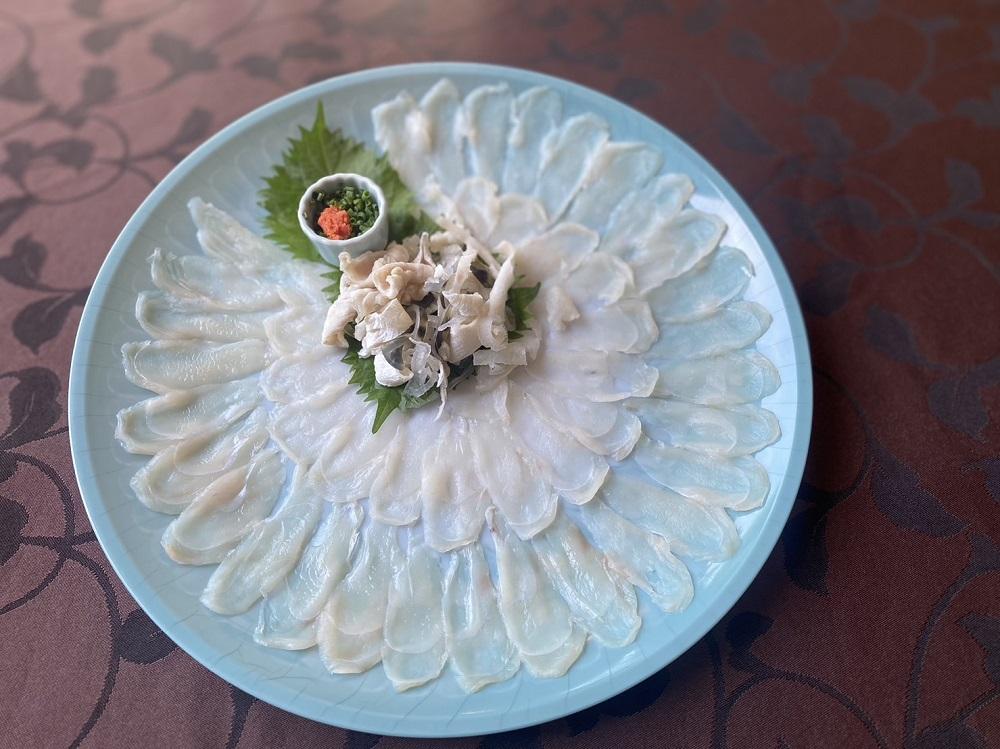 【12月30日着限定】『遠石会館』 周南産ふぐ刺し盛（3～4人前）＊北海道・沖縄・離島への配送不可＊