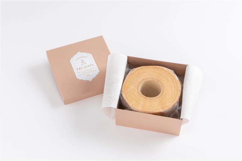 阿波和三盆糖バウムクーヘン（1箱560g）