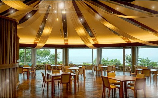 地元の厳選食材を使用　海を眺めながら楽しむ優雅なひととき　レストランペティイゾラ　お食事券5000円分 | 小松島リゾート