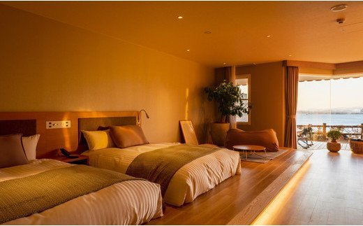 SNOW PEAK GLAMPING TOKUSHIMA KOMATSUSHIMA アクティブスイート　ペア宿泊券（１泊２食付き）| 小松島リゾート スノーピーク