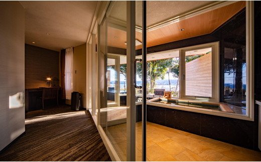 SNOW PEAK GLAMPING TOKUSHIMA KOMATSUSHIMA 小松島リゾート エグゼクティブスイート　ペア宿泊券（１泊２食付き）| スノーピーク