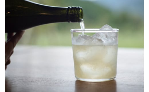 山神果樹薬草園　柑橘リキュール柚子6％＆丸ごと皮削り国産柚子のしぼり酢セット 《30日以内に出荷予定(土日祝除く)》  ---sanagouchi_myk_23_1set---