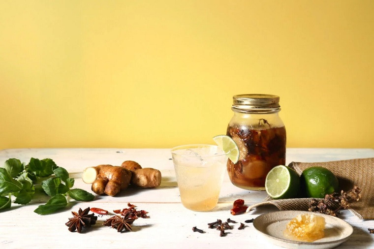 満月のエキゾチックジンジャエール(2本セット) 《30日以内に出荷予定(土日祝除く)》 ---sanagouchi_tbl_3_2hn---