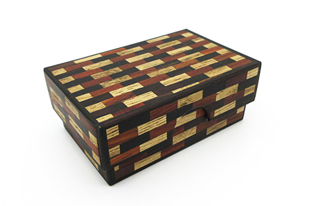 小物入れ「B」名刺・アクセサリー・印鑑　KT-6-2  徳島 那賀 木 木材 寄せ木 木製 木製品 小物 アクセサリー ジュエリー 収納 小物入れ 小物収納 小物ケース 収納ケース 収納ボックス アクセサリーボックス おしゃれ 和風 レトロ 高級感 インテリア 丈夫