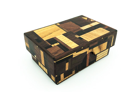 小物入れ「D」名刺・アクセサリー・印鑑　KT-6-4 徳島 那賀 木 木材 寄せ木 木製 木製品 小物 アクセサリー ジュエリー 収納 小物入れ 小物収納 小物ケース 収納ケース 収納ボックス アクセサリーボックス おしゃれ 和風 レトロ 高級感 インテリア 丈夫