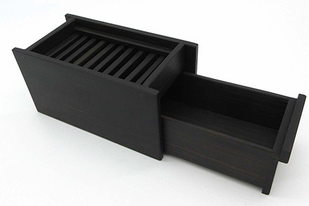 小さな賽銭箱（黒檀） サイズ:縦150mm×横75mm×高さ75mm KT-7-2 徳島 那賀 徳島 那賀 貯金箱 賽銭箱型貯金箱 おさいせん お賽銭 紫檀 アンティーク調 高級感 インテリア 貯金 プレゼント ギフト 子供