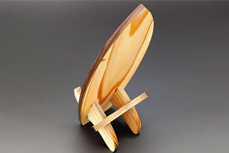 KUKUスマホスタンド NW-22 徳島 那賀 木 木頭杉 木製 木製品 日本製 スマホスタンド 木製スタンド 携帯スタンド モバイルスタンド スタンド スマホ立て 卓上 動画 おうち時間 おしゃれ インテリア