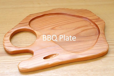 KUKU BBQプレート 160g NW-25  徳島 那賀 木 木頭杉 木製 木目 BBQプレート プレート バーベキュー キャンプ ドリンクホルダー 箸・フォークホルダー 木製食器 おしゃれ 贈り物