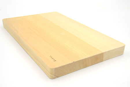 天然銘木 銀杏のまな板（大） サイズ：約400×240×28mm 職人仕上げ TR-2-2 徳島 那賀 木 天然銘木 銀杏 木目 木製 日本製 まな板 キッチン用 料理 調理 調理器具 お祝い 贈物 ギフト プチギフト 母の日 一つ一つ手作り 手作り 銀杏のまな板（大）