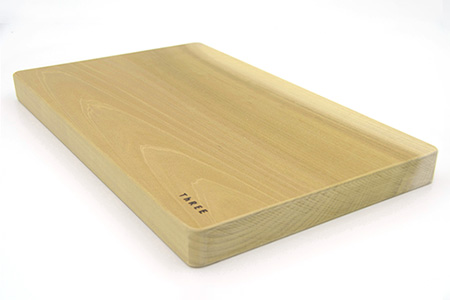 天然銘木 朴のまな板（中）職人仕上げ サイズ：約340×210×26mm TR-3-3 徳島 那賀 木 天然銘木 朴 木目 木製 日本製 まな板 キッチン用 料理 調理 調理器具 お祝い 贈物 ギフト プチギフト 母の日 一つ一つ手作り 手作り 朴のまな板（中）