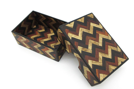 小物入れ「C」名刺・アクセサリー・印鑑　KT-6-3 徳島 那賀 木 木材 寄せ木 木製 木製品 小物 アクセサリー ジュエリー 収納 小物入れ 小物収納 小物ケース 収納ケース 収納ボックス アクセサリーボックス おしゃれ 和風 レトロ 高級感 インテリア 丈夫