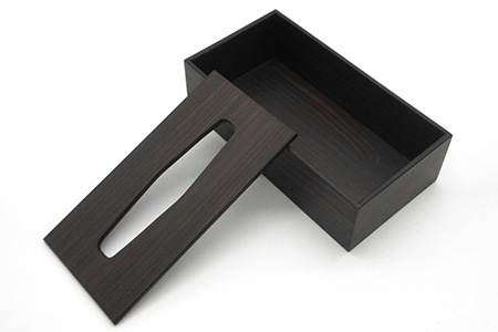 ティッシュケース（黒檀）［徳島 那賀 木製 木製品 木目 ティッシュケース ティッシュカバー ティッシュボックスケース ティッシュボックスカバー 箱ティッシュケース ティッシュ カバー ケース ボックス 蓋つき 黒 ブラック 和風 シンプル 高級感 おしゃれ 雑貨 インテリア インテリア雑貨 生活雑貨 手作り 詰め替え 母の日 父の日 プレゼント ギフト 贈物］【KT-9-4】