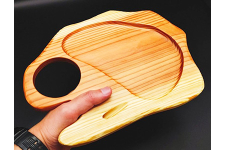 KUKU BBQプレート 160g NW-25  徳島 那賀 木 木頭杉 木製 木目 BBQプレート プレート バーベキュー キャンプ ドリンクホルダー 箸・フォークホルダー 木製食器 おしゃれ 贈り物