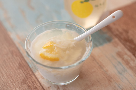 木頭ゆずゼリー８個［徳島 那賀 木頭柚子 ゆず 柚子 ユズ  ゆずゼリー ゼリー フルーツゼリー ゼリーセット セット パック おやつ デザート 食べやすい お試し 飲むタイプ 洋菓子 母の日 父の日 敬老の日 お中元 お歳暮 おしゃれ プレゼント 贈物 ギフト］【YA-31】