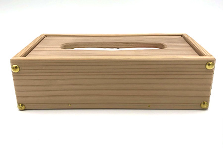 ティッシュケース（那賀町産杉）［徳島 那賀 木製 木製品 杉 木目 ティッシュケース ティッシュカバー ティッシュボックスケース ティッシュボックスカバー 箱ティッシュケース ティッシュ カバー ケース ボックス ホワイト 和風 シンプル 高級感 おしゃれ 雑貨 インテリア インテリア雑貨 生活雑貨 手作り 詰め替え 母の日 父の日 プレゼント ギフト 贈物］【KT-9-1】