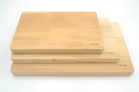 天然銘木 銀杏のまな板（大） サイズ：約400×240×28mm 職人仕上げ TR-2-2 徳島 那賀 木 天然銘木 銀杏 木目 木製 日本製 まな板 キッチン用 料理 調理 調理器具 お祝い 贈物 ギフト プチギフト 母の日 一つ一つ手作り 手作り 銀杏のまな板（大）